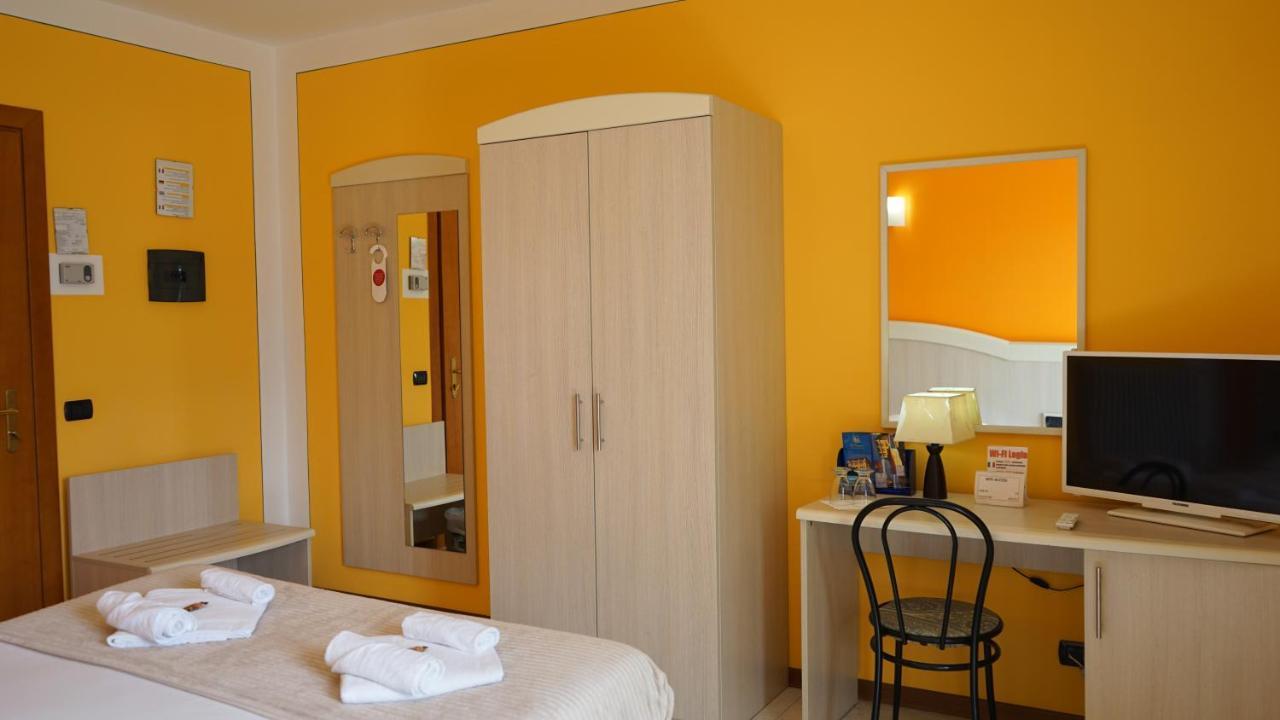 Albergo Bel Soggiorno Oggebio Exteriör bild