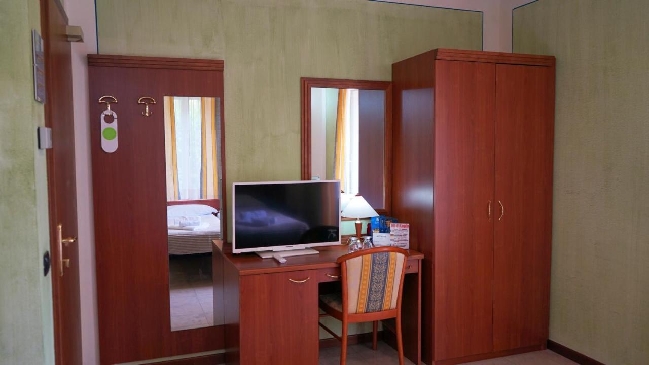 Albergo Bel Soggiorno Oggebio Exteriör bild